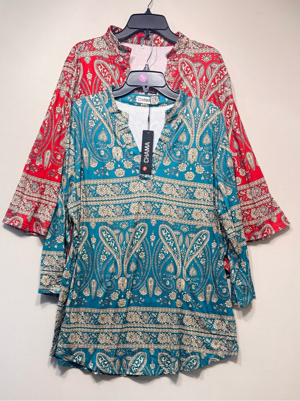 Set of 2
Chama Plus Size Tunic Tops 3/4 Roll Sleeve Notch V Neck
Blouses